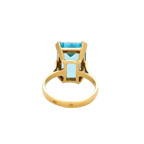Bague 53.5 Bague topaze bleue taille émeraude en or jaune 18 ct 58 Facettes