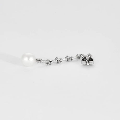 Boucles d'oreilles Boucles d’oreilles pendantes en or blanc, perles et diamants 58 Facettes