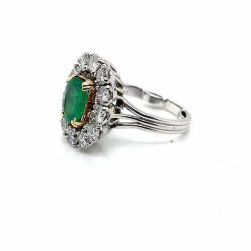 Bague 60 Bague marguerite - Émeraude ovale et diamants en or blanc et platine 58 Facettes