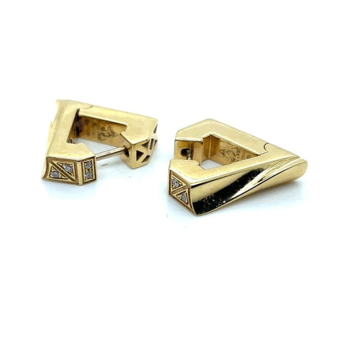 Boucles d'oreilles Dries Criel Brute Flux - Boucles d’oreilles triangle en or jaune 18K et diamants 58 Facettes