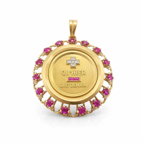 Pendentif Augis - Médaille d’amour en or jaune 18 carats, rubis et diamants 58 Facettes