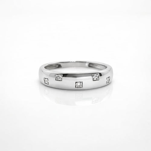 Bague 54 Bague en or blanc 18 carats sertie de diamants 58 Facettes