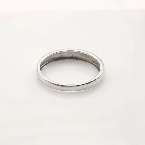 Bague 54 Bague en or blanc 18 carats sertie de diamants 58 Facettes