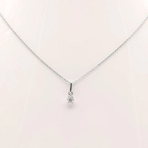 Collier Collier avec pendentif en or blanc 18 carats et diamant 0,15 ct 58 Facettes