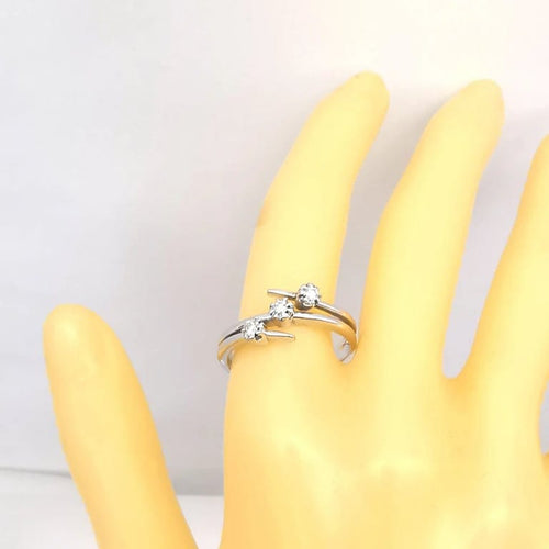 Bague 56 Bague en or blanc 18 carats sertie de 3 diamants 58 Facettes