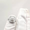 Bague 48 Bague en or blanc 18 carats avec diamants 58 Facettes