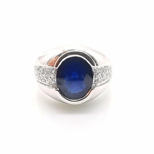 Bague 53 Bague en or blanc 18 carats, saphir ovale et diamants 58 Facettes