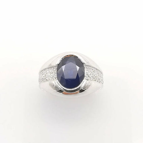 Bague 53 Bague en or blanc 18 carats, saphir ovale et diamants 58 Facettes