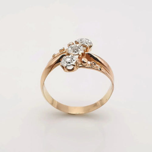 Bague 57 Bague ancienne en or rose sertie de diamants 58 Facettes