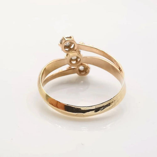 Bague 57 Bague ancienne en or rose sertie de diamants 58 Facettes