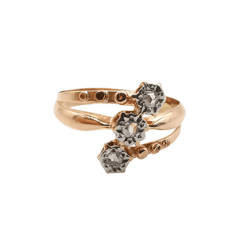 Bague 57 Bague ancienne en or rose sertie de diamants 58 Facettes