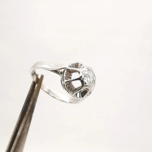 Bague 51 Bague solitaire en or blanc 18 carats et diamant taille brillant 58 Facettes
