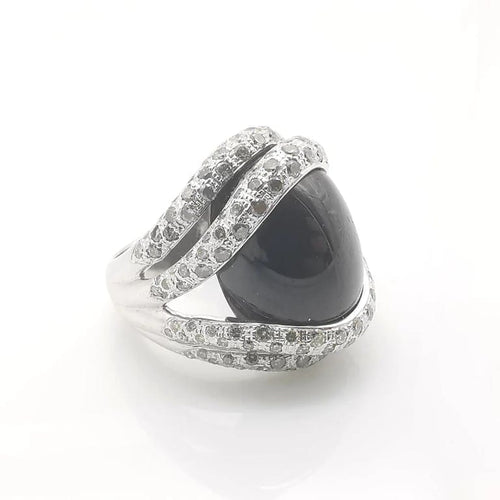 Bague 54 Bague en or blanc 18 carats avec onyx et diamants 58 Facettes