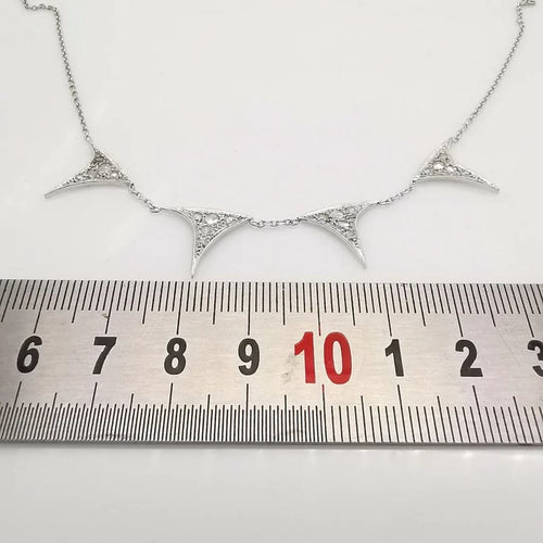 Collier Collier en or blanc 18 carats et diamants 58 Facettes