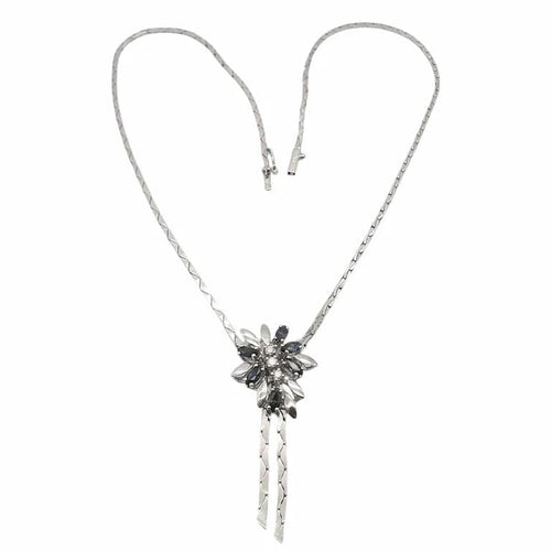 Collier Collier en or blanc 18 carats avec saphirs et diamants 58 Facettes