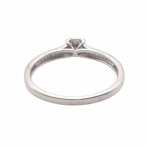 Bague 54 Bague solitaire en or gris 18 carats et diamants 58 Facettes