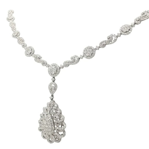 Collier Collier en or blanc 18 carats et diamants taille brillant 58 Facettes