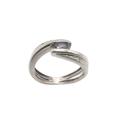 Bague 45 Bague en or blanc 18 carats avec saphir et diamants 58 Facettes