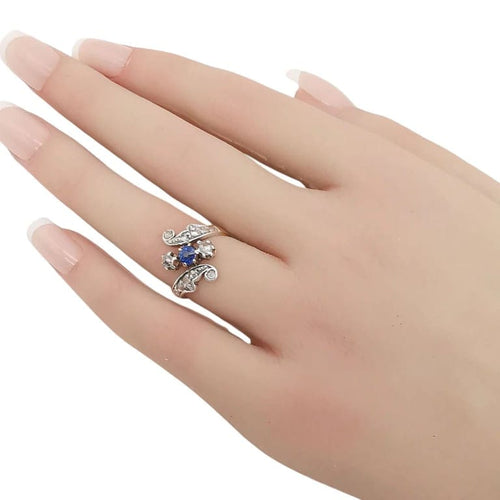 Bague 50 Bague vintage en or rose 18 carats, saphir et diamants 58 Facettes