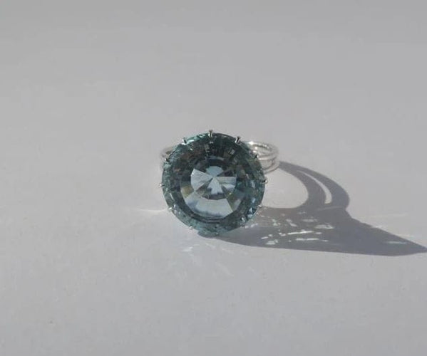Bague 53 Bague cocktail solitaire en or blanc 18 carats avec aigue-marine 58 Facettes
