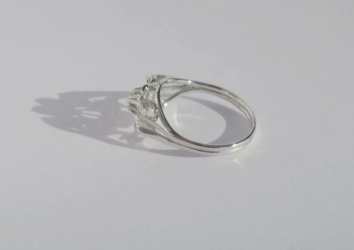 Bague 53 Bague 1950 en or blanc et diamant 58 Facettes