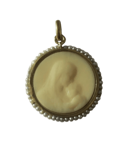 Pendentif Art nouveau - Pendentif médaille Vierge à l’Enfant en or jaune 18 carats et perles fines 58 Facettes