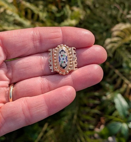 Fermoir régional à émail en or rose 18 carats, XIXe siècle 58 Facettes