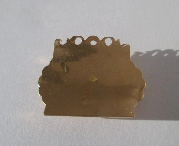 Fermoir régional à émail en or rose 18 carats, XIXe siècle 58 Facettes