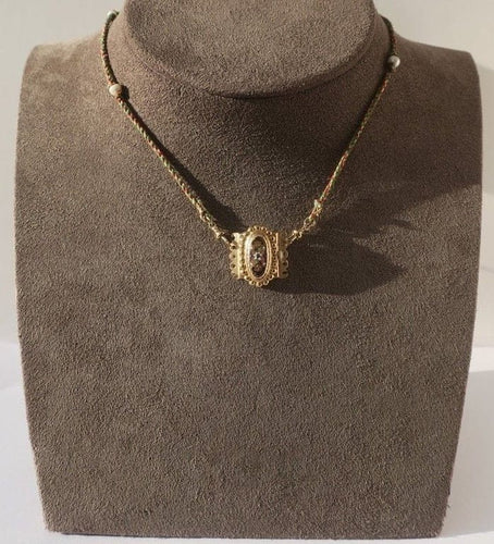 Fermoir régional à émail en or rose 18 carats, XIXe siècle 58 Facettes