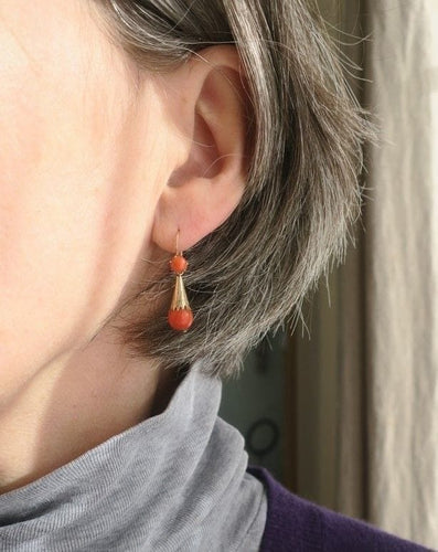 Boucles d'oreilles Boucles d’oreilles dormeuses XIXe en or rose et corail 58 Facettes