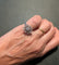 Bague 51 Bague marguerite en or blanc, platine et diamants 58 Facettes