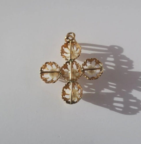 Pendentif Croix pendentif XIXe en or rose et perles 58 Facettes