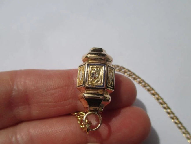 Collier Collier régional auvergnat XIXe en or rose et émail 58 Facettes