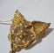 Pendentif Broche-pendentif chimère 1900 en or jaune et perles 58 Facettes