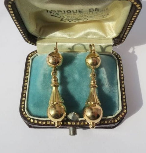 Boucles d'oreilles Boucles d’oreilles dormeuses pendantes fuseaux en or 18 carats 58 Facettes