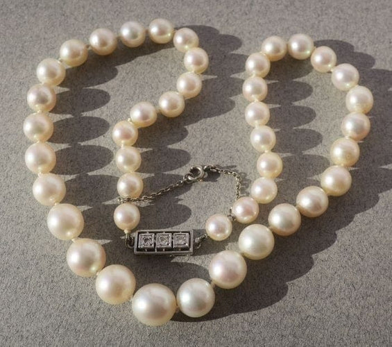 Collier Collier ras du cou Akoya - Perles de culture et fermoir en or blanc 18 carats diamants 58 Facettes