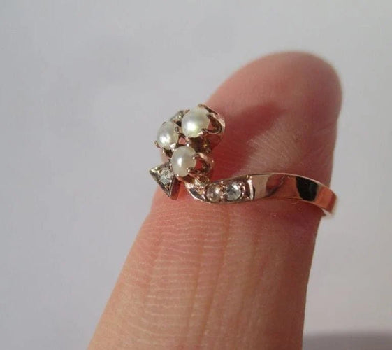 Bague 53.5 Bague XIXe trèfle en or rose, perles fines et diamants 58 Facettes