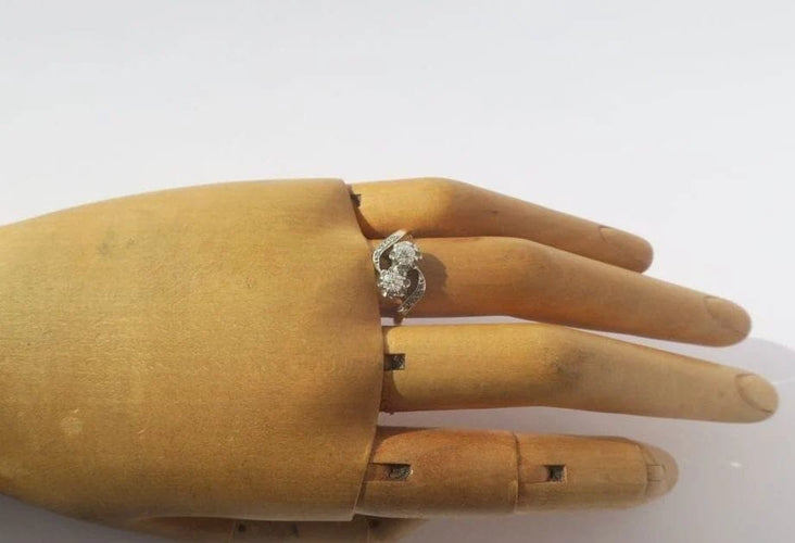 Bague 51.5 Bague Toi et Moi ancienne en or jaune, platine et diamants 58 Facettes
