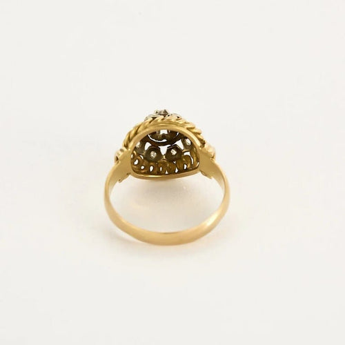 Bague 54 Bague ancienne en or jaune 18K et diamants 58 Facettes