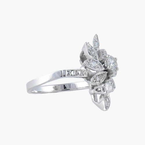 Bague 54.5 Bague feuilles en or blanc 18K et diamants 58 Facettes P6L14D