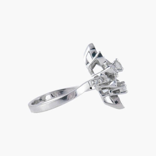 Bague 54.5 Bague feuilles en or blanc 18K et diamants 58 Facettes P6L14D