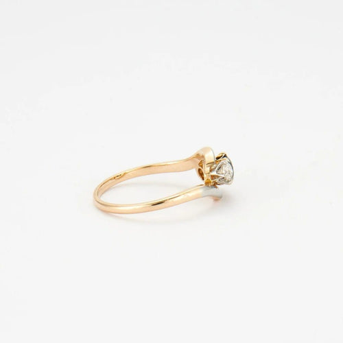 Bague 54 Bague trilogie en or jaune 18 carats et platine, saphir et diamants 58 Facettes