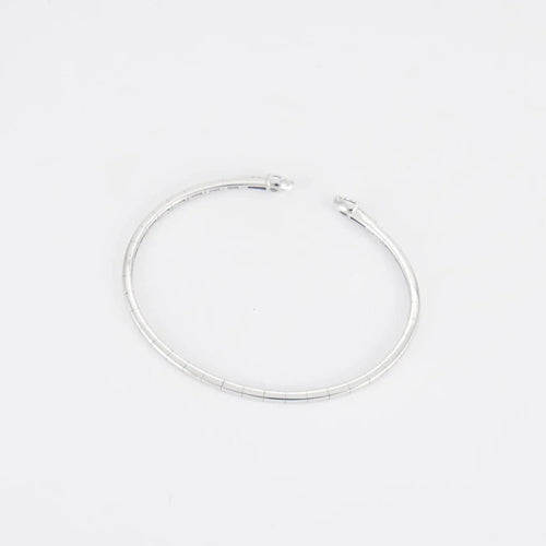 Bracelet Bracelet jonc articulé ouvert en or blanc 18 carats et diamants 58 Facettes