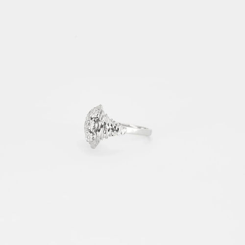 Bague 52 Bague ancienne en or blanc 18K sertie de 3 diamants 58 Facettes