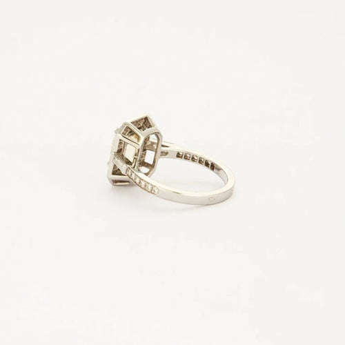 Bague 51 Bague style Art déco solitaire en or blanc 18K, diamants et saphir jaune 58 Facettes