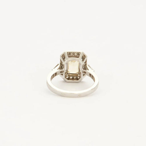 Bague 51 Bague style Art déco solitaire en or blanc 18K, diamants et saphir jaune 58 Facettes