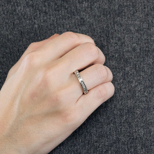 Bague 52 Alliance tour complet diamants taille princesse en or blanc 18K 58 Facettes