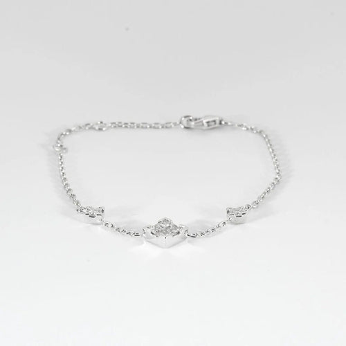 Bracelet Bracelet 3 motifs en or blanc 18K et diamants taille princesse 58 Facettes
