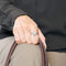 Bague 52 Bague ancienne motif carré en or blanc et diamants 58 Facettes