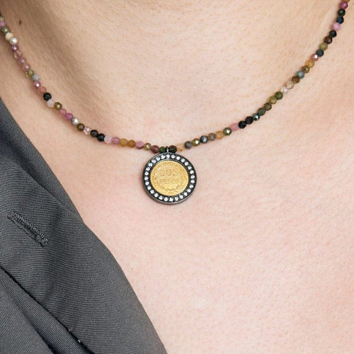 Collier Collier - Pendentif pièce 2 Pesos en or jaune et diamants 58 Facettes P41L10